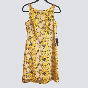 NWT Adrianna Papell White Yellow Green Floral Embroidered Lace Mini Dress Dz 2